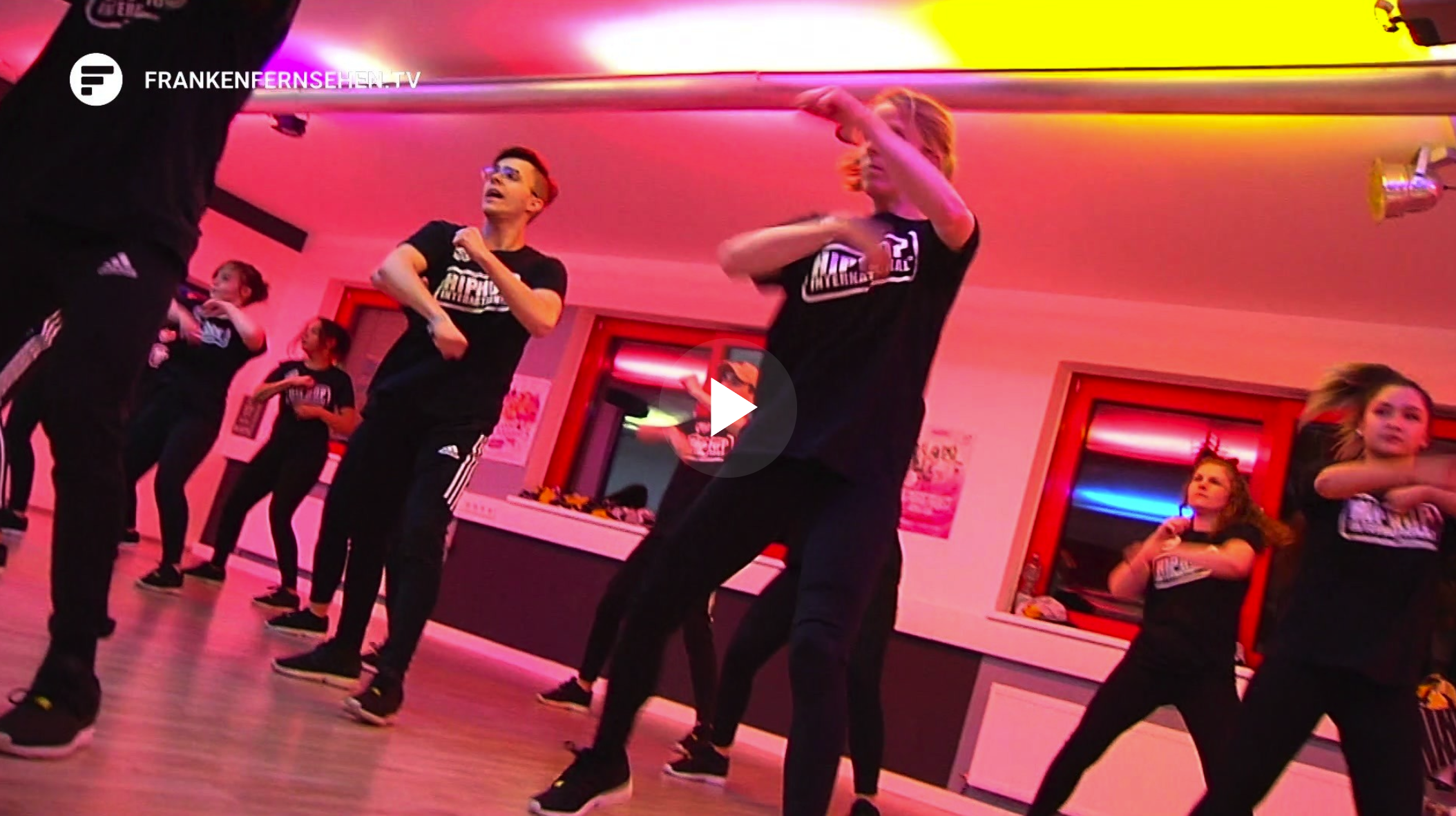 HHI GERMANY: Hip Hop Gruppe #NotReal aus Ansbach international erfolgreich
